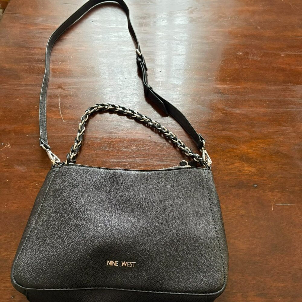 Nine West crossbody purse with chain
